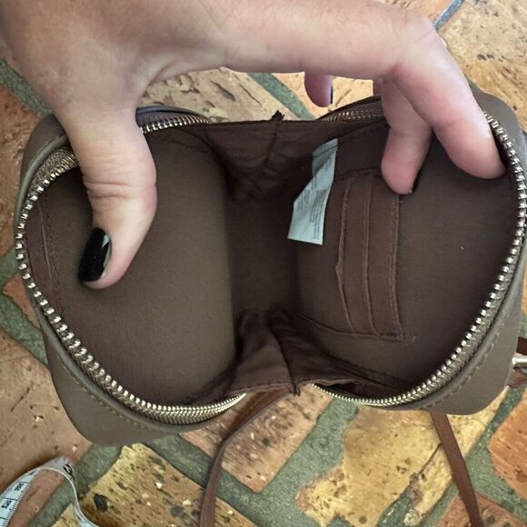 Cow print crossbody wallet cellphone holder - Picture 3 of 6